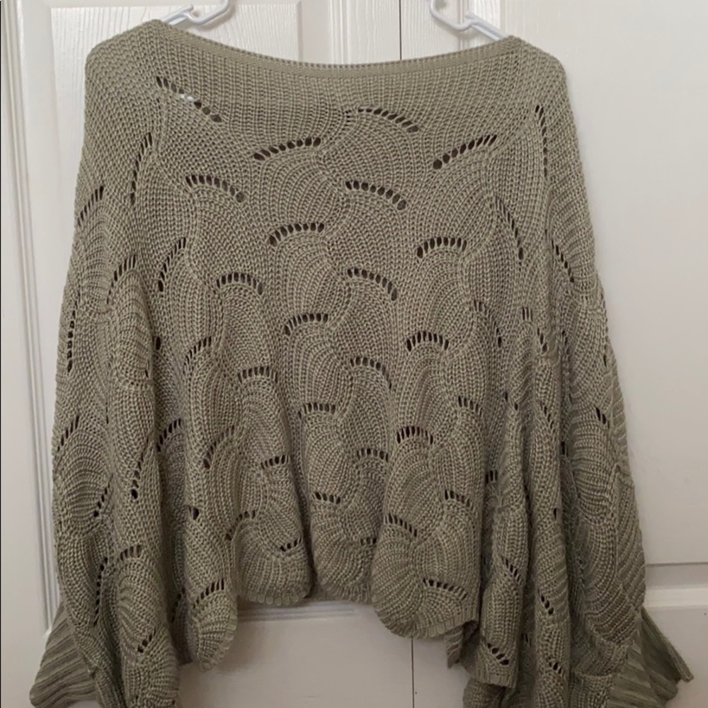 Green Scalloped Bottom Sweater